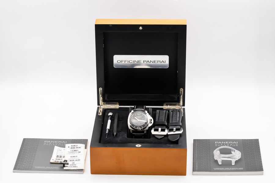 Panerai Luminor 8 Days PAM00233